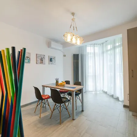 Apartment Apartament Mamaia By Alz